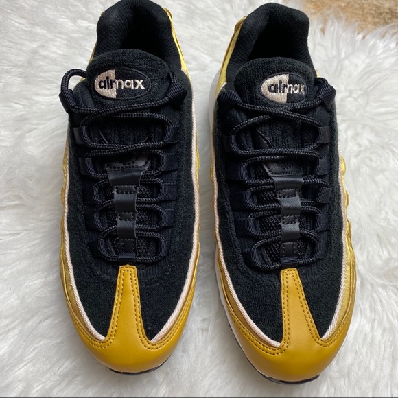 Nike Air Max 95 LX Wheat Gold - Picture 2 of 7